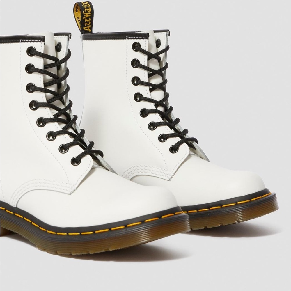 White Doc Martens Dr. Marten Boots / White Leather Lace Up Boots